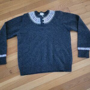 classic LL bean woman's wool sweater